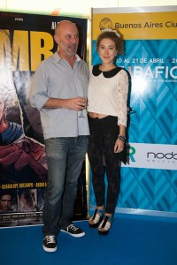 15-CoctelBombayProyeccionPelicula-VillageRecoletaMall-BAFICI2013-17041315