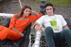 Greenpeace recibe el apoyo de personalidades de la cultura y el espectáculo, en el marco de la visita a la Argentina del Esperanza, el buque más grande de la organización. Bajo el lema “Destruir Bosques es un Crimen”, Greenpeace impulsa la protección de los bosques nativos y  el fin de la deforestación indiscriminada.