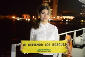 Greenpeace recibe el apoyo de personalidades de la cultura y el espectáculo, en el marco de la visita a la Argentina del Esperanza, el buque más grande de la organización. Bajo el lema “Destruir Bosques es un Crimen”, Greenpeace impulsa la protección de los bosques nativos y  el fin de la deforestación indiscriminada.
